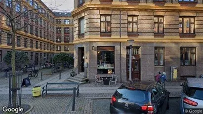 Andelsboliger til salg i Vesterbro - Foto fra Google Street View Andelsboliger til salg i Vesterbro - Foto fra Google Street View
